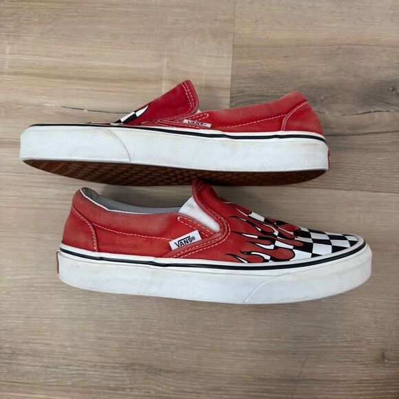 Vans Classic Slip On Checkerboard Flame Red Blood Drip Graphic Shoe Kids 4Y - Picture 10 of 10